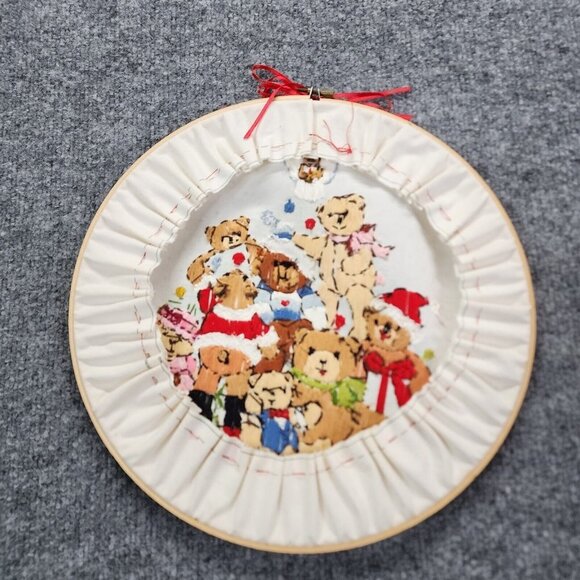 Vintage Embroidered A Beary‎ Merry Christmas Wall Hanging Holiday Decor - Picture 10 of 13